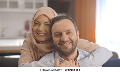 154 Arabian Aged Couple Images, Stock Photos & Vectors | Shutterstock