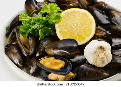 Mussels In Sauce. Shellfish Dish. Seafood Dishes. Fresh Mussels.