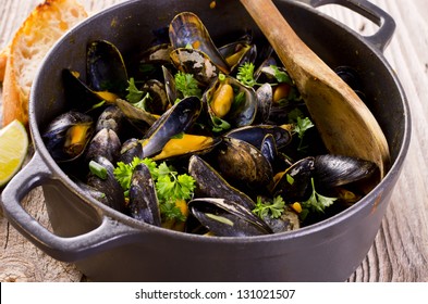 Mussels Stew In White Wine