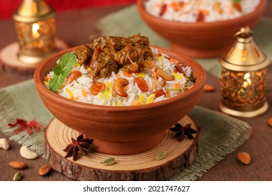 Mutton biryani Chicken biryani Spicy Indian Malabar biryani Hyderabadi biryani, Dum Biriyani pulao clay pot Kerala India Sri Lanka Pakistan basmati rice mixed rice dish meat curry Ramadan Kareem, Eid