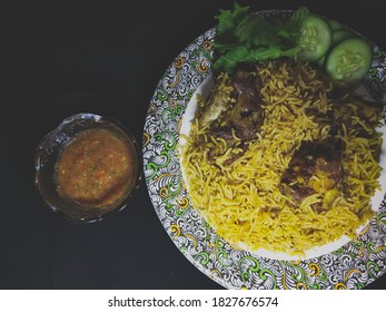 Mutton Yakhni Pulao With Tomato Sauce