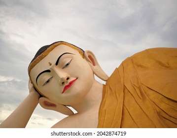 Mya Tha Lyaung reclining Buddha in Bago, Myanmar.
