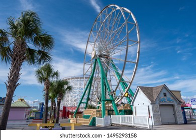 Myrtle Beach,South Carolina / USA - September 3, 2019: All Of The Rides At The Amusement Park Called Family Kingdom In Myrtle Beach, Have Been Taken Down In Preparation Of The Hurricane.