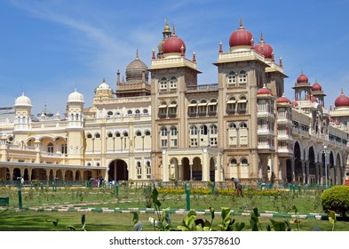 135 Mysore royal family Images, Stock Photos & Vectors | Shutterstock