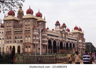 Mysore, Karnataka, India - January, 2017; Mysore Palace, Also Known As Amba Vilas Palace, Is A Historical Palace And Official Residence Of The Wadiyar Dynasty.