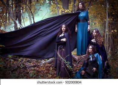 Goth female sorceress in black robe comic FANTASY ART