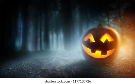 Ghostly Glow Town Black Pumpkin Halloween Fabric Glow in the Dark jack /'olantern