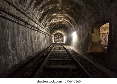 Mysterious Subway Tunnel In Paris