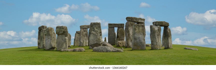 Mystic Stonehenge In England, Europe. Concept For Travel, Astronomy,religion,esoteric And Touristic Themes.