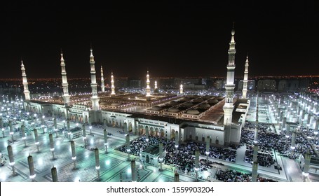 Nabawi Mosque In Al Madina Al Monawara