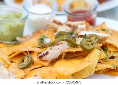 Nachos With Chicken And Jalapenos