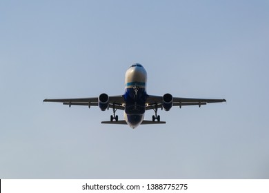 Nagpur, Maharashtra India - May 4 2019 : Goair Airplan Ready To Land