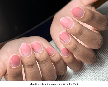 nails design with pink color or ombre nails