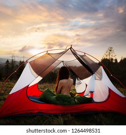 Nude Women Camping Nude Women Camping