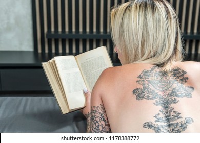 Tattoo Girls Naked