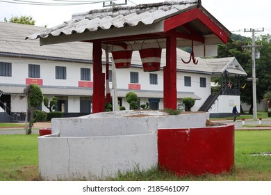 Nakhon Sawan, Thailand, 1 Aug 2022, Fire Pit, Exterior Of The Building, Painted In White And Red As A Symbol Of Firefighting.