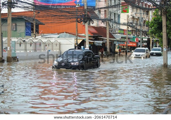 Nakhonratchasima, Thailand - October 20, 2021\
: The Flooded houses. Mass natural disasters and destruction. City\
is flooded after floods and after heavy\
rain.