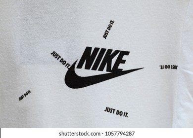 20,958 Nike logo Images, Stock Photos & Vectors | Shutterstock