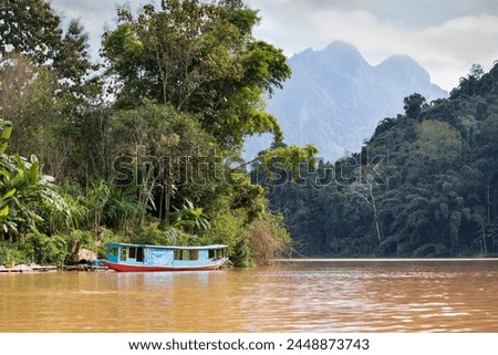 Nam Ou River at the village of Done Khoun, near Nong Khiaw, Luang Prabang Province, Northern Laos, Laos, Indochina, Southeast Asia, Asia