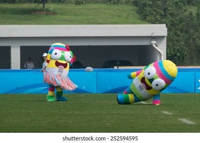 NANJING, CHINA-AUGUST 20: 2014 Summer Youth Olympic Games Mascots, Lulu And Lele, Performs During Final Day Match Of 2014 Youth Olympic Games On August 20, 2014 In Nanjing, China.