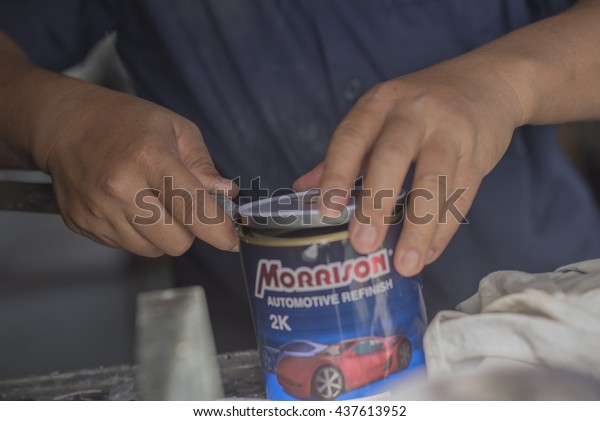 NAN,THAILAND -JUNE 16,2016:Preparation of paint\
for car painting in car body shop laboratory.Nan province, north\
Thailand.