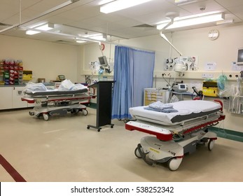 Nantional Health Service, UK - 22nd October 2016: Emergency Hospital Resuscitation Room Of NHS Hospital, England, UK