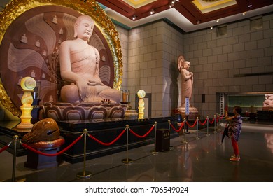 NANTOU,TAIWAN-AUGUST 19,2017: Statue Of The Buddha Inside Chung Tai Chan Monastery ,is One Of The World's Most Modern Monuments To Chan Buddhism