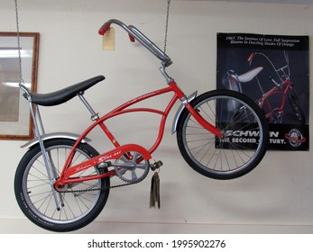 Nantucket, Massachusetts - September 5, 2015. An 1600s Schwinn Sting Ray Bicycle Hangs On The Wall Of A Bicycle Shop.