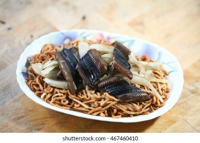 Nanxing spaghetti with eels
