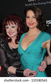 Naomi Judd, Ashley Judd At The 