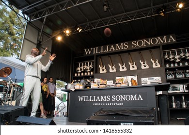 NAPA, CA - MAY 25, 2019: Trisha Yearwood, Jerry Rice At The Culinary Stage At BottleRock Napa Valley In Napa, CA 