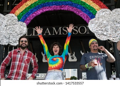 NAPA, CA - MAY 25, 2019: Amirah Kassem, Aaron Sanchez, Juanes At The Culinary Stage At BottleRock Napa Valley In Napa, CA