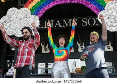 NAPA, CA - MAY 25, 2019: Amirah Kassem, Aaron Sanchez, Juanes At The Culinary Stage At BottleRock Napa Valley In Napa, CA