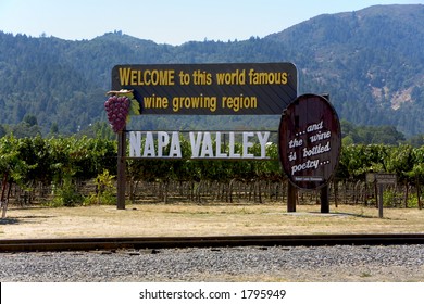 Napa Valley Road Sign