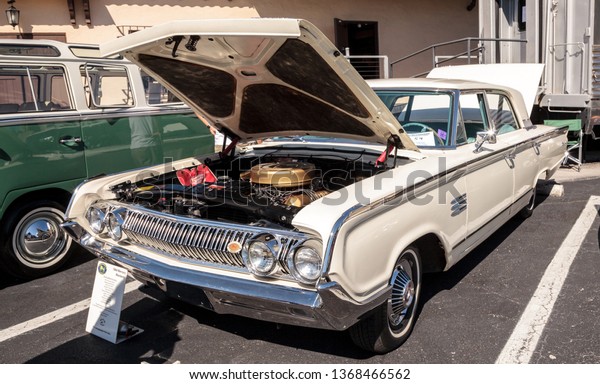 Naples, Florida, USA – March 23,2019:\
White 1964 Mercury Monterey at the 32nd Annual Naples Depot Classic\
Car Show in Naples, Florida. Editorial\
only.