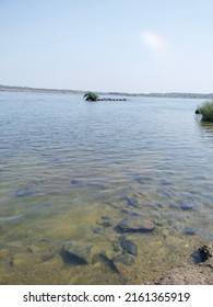 Narmada River Water Clean With Waves 