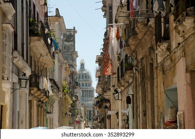 Narrow Street - Old Havana - Cuba