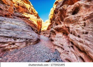 Narrows on White Domes Trail in Valley of Fire State Park near Las Vegas, Nevada, USA