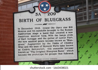 Nashville, Tenn. February 16,2020
Statue Of Grand Ole Opry Star Bill Monroe On The Grounds Of The Ryman Auditorium.