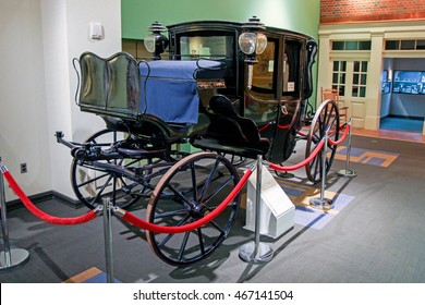 Nashville, Tennessee, USA - 23 March, 2016: Smart Black Historic Carriage In Tennessee State Museum, Nashville