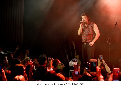 NASHVILLE, TN - JUN 3: Morgan Wallen Performs At CMT's RAMJAM On June 3, 2019 At TopGolf In Nashville, Tennessee.