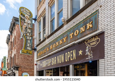 NASHVILLE, TN, USA - MARCH 28, 2021: Nudie's HonkyTonk Is The Longest Running Bar In Downtown Nashville Featuring Live Music, Food, Drinks, And A Rooftop Bar.