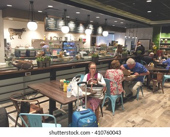 NASHVILLE, TN-APRIL 21, 2016:  Farm To Table Restaurant At The Nashville Airport. The Quick Service Outlet Features Fresh, Local Fare.