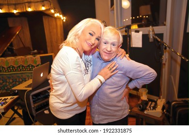 NASHVILLE, TNUSA – 102720 Tanya Tucker And Leslie Jordan In The Recording Studio. - Derrek Kupish | Dkupish Productions 