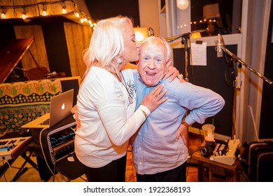 NASHVILLE, TNUSA – 102720 Tanya Tucker And Leslie Jordan In The Studio - Derrek Kupish | Dkupish Productions