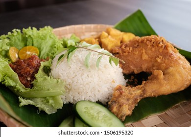 Nasi Ayam Penyet Famous Traditional Malaysian Stock Photo 1506195320 ...