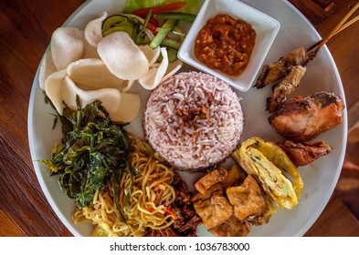 1,420 Nasi campur Images, Stock Photos & Vectors | Shutterstock