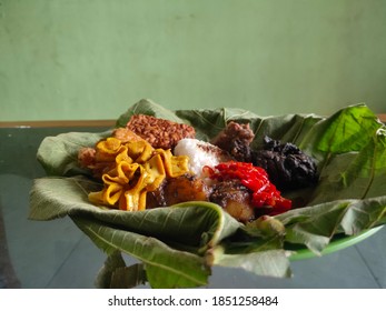 
Nasi Jamblang, Cirebon's Typical Food