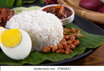 Nasi Lemak Traditional Malay Curry Paste Stock Photo 379850017 ...