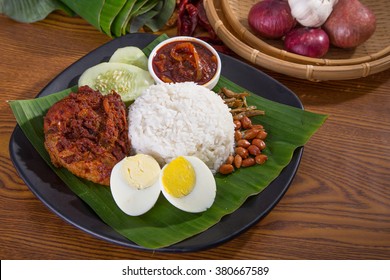 4,350 Sambal nasi lemak Images, Stock Photos & Vectors | Shutterstock